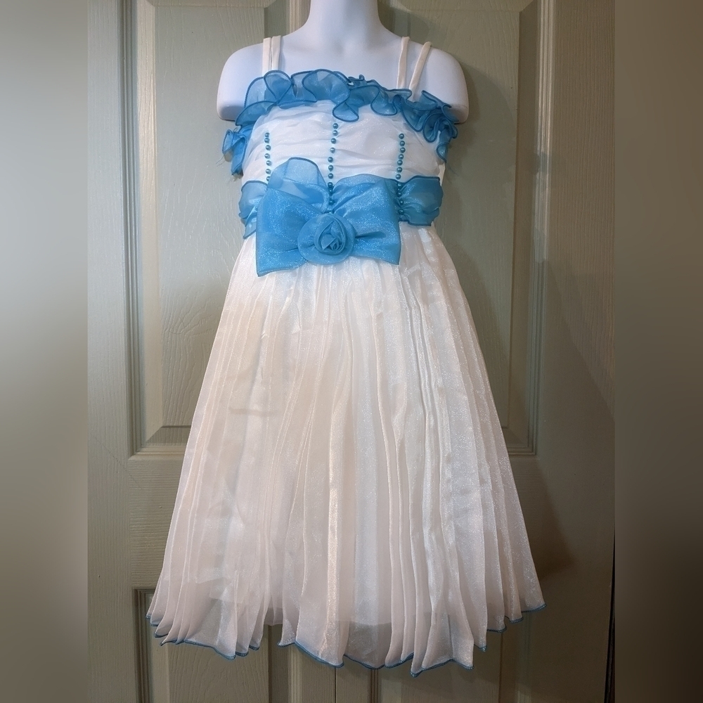 New with Tags Classic Fashion Party Dress, Size 5, T7